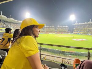 Sakshi Agarwal Instagram - Watta win✨✨✨ . Killed it @chennaiipl ❤️❤️ . #chennaisuperkings #ipl #indianpremierleague #csk #whistlepodu Chennai, India