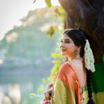 Sakshi Agarwal Instagram - 2023 ஆம் இனிய தமிழ்ப் புத்தாண்டு வாழ்த்துக்கள் 🙏🏻🙏🏻🙏🏻🙏🏻🙏🏻🙏🏻🙏🏻🙏🏻 புத்தாண்டில் புதுமைகள் தொடரட்டும்.. மாற்றங்கள் மலரட்டும்... இன்னிசை முழங்கட்டும்... எல்லோர் வாழ்விலும்.... மகிழ்ச்சி நிலைக்கட்டும்... 💝💝💝💝💝💝💝💝💝💝🥰🥰🥰 தாய் மொழி தமிழ் என்று சொல்வதைவிட, "மொழிகளின் தாய்" தமிழ் என்று இனி திமிருடன் சொல்வோம்! இனிய புத்தாண்டு வாழ்த்துக்கள்🌹 . #tamilnewyear #april14th #tamilputhandu . @sathish_photography49 @murugeshmakeup_hair @shri_she @chennai_jazz Chennai, India