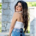 Sakshi Agarwal Instagram - Faith💕 . @sathish_photography49 @murugeshmakeup_hair @farhaa_makeupartist @alohabeachresort_ecr . #summervibes #beachvibes #beachwear #shorts Chennai, India