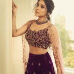 Sakshi Agarwal Instagram – Leaving a little sparkle✨
.
@savinidii_official @savinidii_jewellery @murugeshmakeup_hair @farhaa_makeupartist @crackjackphotography 
.
#lehengalove #prettygirlswag #sakshiagarwal #readytoslay Chennai, India