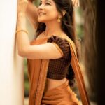 Sakshi Agarwal Instagram - 😍😍😍 . Costumes - @ivalinmabia Photographer - @camerasenthil Makeup - @priya_dharshini_makeupartist Shoot Organized by @rrajeshananda