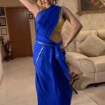 Sakshi Agarwal Instagram - Sunday morning fun❤️❤️Enjoying this weekend🔥 . @murugeshmakeup_hair #reelsinstagram #feelitreelit #dancereels #bagheera #naankadavulillai #sakshiagarwal #sareereels #bluesaree #thappankuthu . Chennai, India
