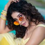 Sakshi Agarwal Instagram – Hey you.. 
I am watching You💛
.
@murugeshmakeup_hair @sathyaphotography3 @sindira_by_swethaindiran 
.
#indowestern #lehenga #eyesonyou Chennai, India