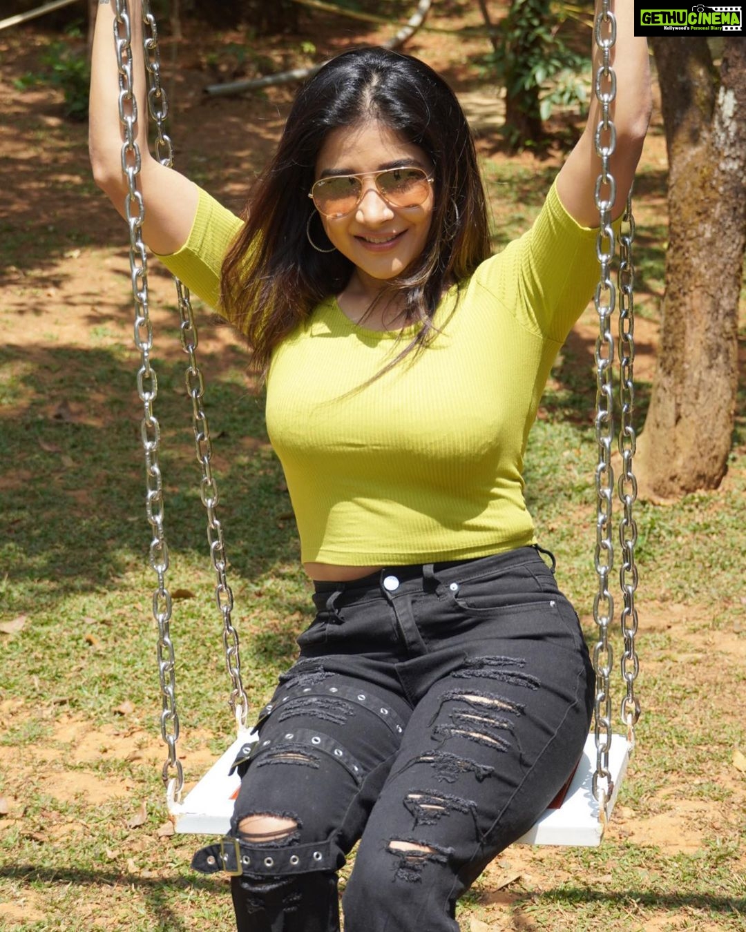 Sakshi Agarwal Instagram - Lazing @wildplanetresort @tripstoluxury 💕💕 . #wayanad #holidays #vacaymode Wayanad, Kerala