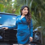 Sakshi Agarwal Instagram - ✨MOOD✨ . @murugeshmakeup_hair @labelmehul @redboxphotography . #blackandblue #bluedress #vibe Chennai, India