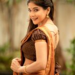 Sakshi Agarwal Instagram - 😍😍😍 . Costumes - @ivalinmabia Photographer - @camerasenthil Makeup - @priya_dharshini_makeupartist Shoot Organized by @rrajeshananda