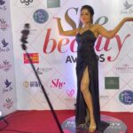 Sakshi Agarwal Instagram - About last night🔥 . Happy to have received the “Breakthrough actress of the year” from @she_india 🔥 . I thank my directors @dir_sac sir and @adhikravi for giving me #Naankadavulillai and #Bagheera✨ And my family and friends who have believed in my potential and given me unconditional love❤️ . #awardwinning #awardshow #shebeautyawards #sheawards . Thank you team @murugeshmakeup_hair @farhaa_makeupartist @sen_smily_girl @aaranyarentaljewellery Chennai, India
