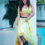 Sakshi Agarwal Instagram - Lets have fun💛 . @murugeshmakeup_hair @sathyaphotography3 @sindira_by_swethaindiran . #goodgirlshavefuntoo #indowestern Chennai, India