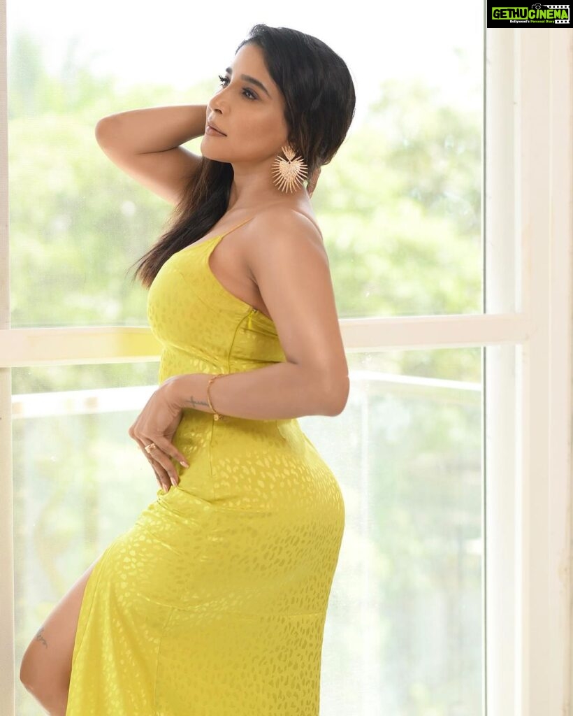 Sakshi Agarwal Instagram - Dont rush perfection.. . @murugeshmakeup_hair @krush_makeup_artistry @soigne_official_ @sathyaphotography3 @jonnyjd5 @ecrgoupofhotelsandresorts #Summerdress #yellowlove #Goldengirl #fashionBlog #Instafashion #Beingsexy #Slowfashion #Perfection #summermood☀️ Chennai, India