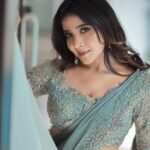 Sakshi Agarwal Instagram - Hot mess or spicy disaster😜 . @murugeshmakeup_hair @dhanush__photography @stitchhousesalem . #saree #sexyback #sareelove #kollywood #sakshiagarwal #sensous Chennai, India