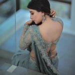 Sakshi Agarwal Instagram - Making every stare worth it🤍 . @murugeshmakeup_hair @dhanush__photography @stitchhousesalem . #saree #sexyback #sareelove #kollywood #sakshiagarwal #sensous Chennai, India