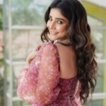 Sakshi Agarwal Instagram - Face of an angel, mind of killer💕 . @sathish_photography49 @murugeshmakeup_hair @farhaa_makeupartist . #SakshiAgarwal #Actress #Love #Bringingsexyback #Strongissexy #SexyHair #Grownandsexy #BodyPerfect #Makeup #Instagood #InstaFashion #Glamdoll #48streetfashion #YourFavChic #Curves #GoodHairday #photooftheday #Ootd #InstaMood #Fitness #Instadaily #Lifestyle Chennai, India