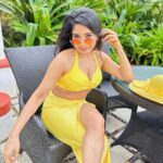 Sakshi Agarwal Instagram - Palm trees, ocean breeze, salty air, sunkissed hair and beach rain🔥 . #goa #goadiaries #goabeach #sakshiagarwal #goavibes #beachlife #waterbaby #yellowcoordset Taj Holiday Village Resort & Spa Goa