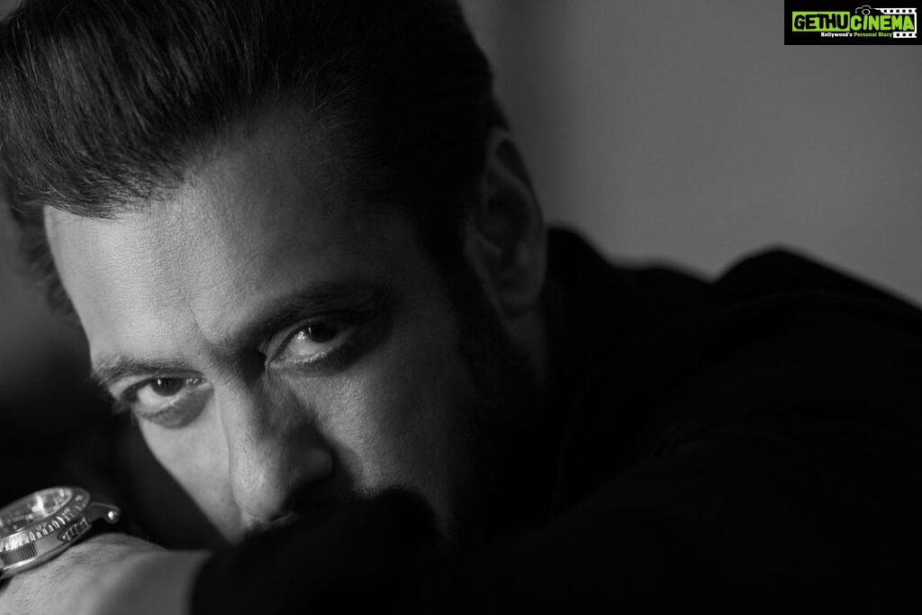 Salman Khan Instagram - Billi Billi aankh goriye … teaser out at 12 noon