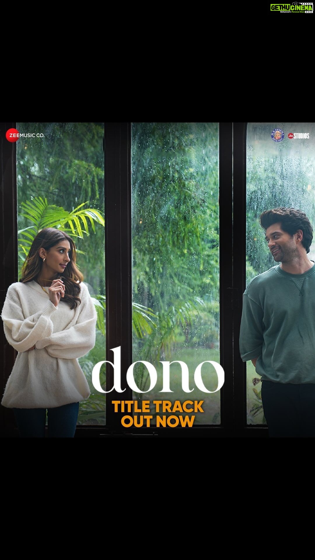 Salman Khan Instagram - Hum Dono se aap sab ke liye.. Yeh Dono ❤️ Our best wishes to the talented @avnish.barjatya and the rising stars @the_rajveer_deol @palomadhillon #Dono Title Track Out Now !! @rajshrifilms @officialjiostudios #DonoTheFilm #SongOutNow @donothefilm @zeemusiccompany @shankarehsaanloy @kamil_irshad_official @vijayganguly @armaanmalik