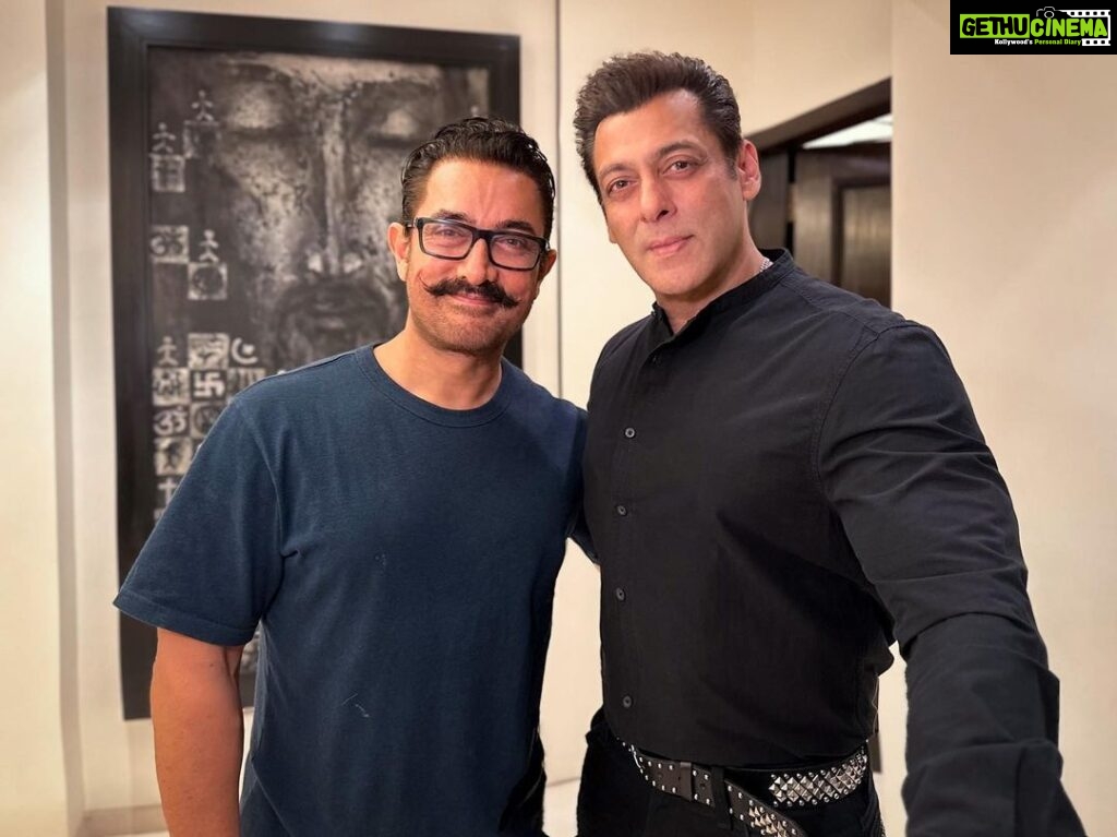 Salman Khan Instagram - Chand Mubarak 🌙