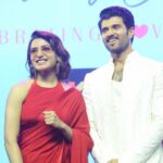 Samantha Instagram - Thankyou for a magical night♥️ See you in theatres on September 1st #Kushi