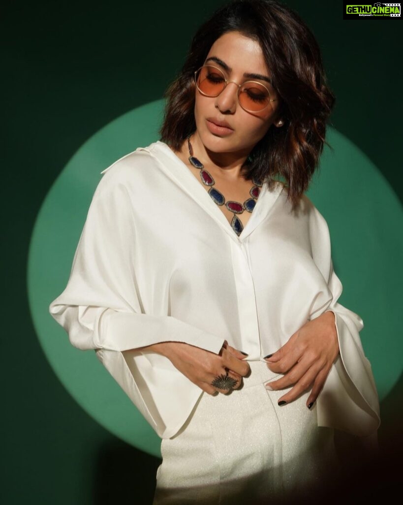 Samantha Instagram - #KushiOnSeptember1st🤍 Styled by - @openhousestudio.in Outfit - @payalkhandwala @elevate_promotions Jewellery- @abhilasha_pret_jewelry Eyewear- @gemopticians Style team - @poojakaranam @mehavenkatesh Shot by- @kannasrihari Makeup- @avnirambhia Hair- @daksh_hairguru