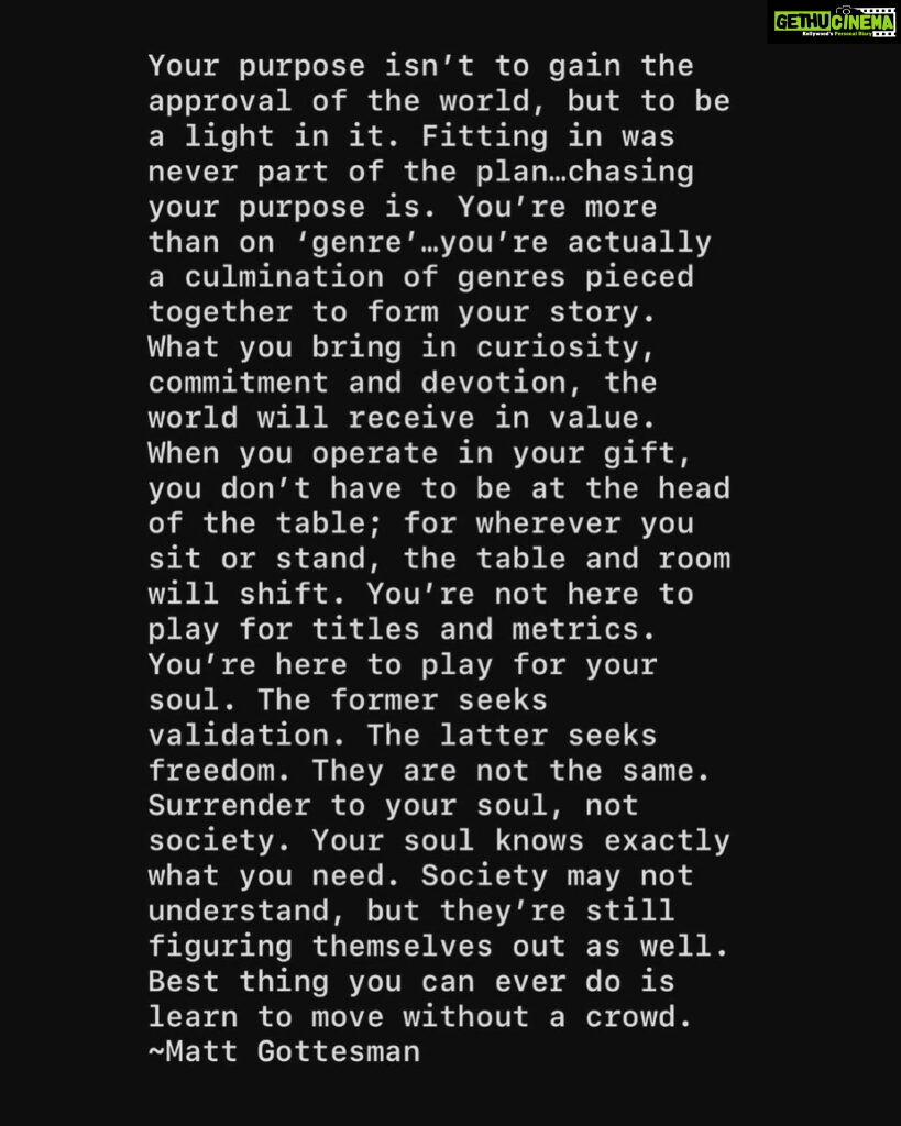 Samantha Instagram - 🖤🤍