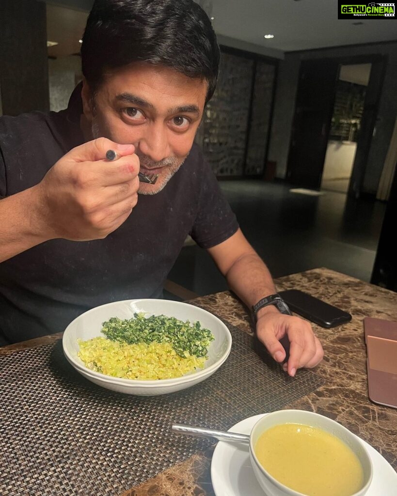 Samantha Instagram - Take the nicest person you know and multiply that into a hundred.. that’s ma best friend.. I love you @rahulr_23 forever and ever🤗💪🏼🧚‍♂️🦄🪄♥️ (When he’s the biggest foodie but gives up his food to give you company with yours and it almost kills him🤗🙊😂)