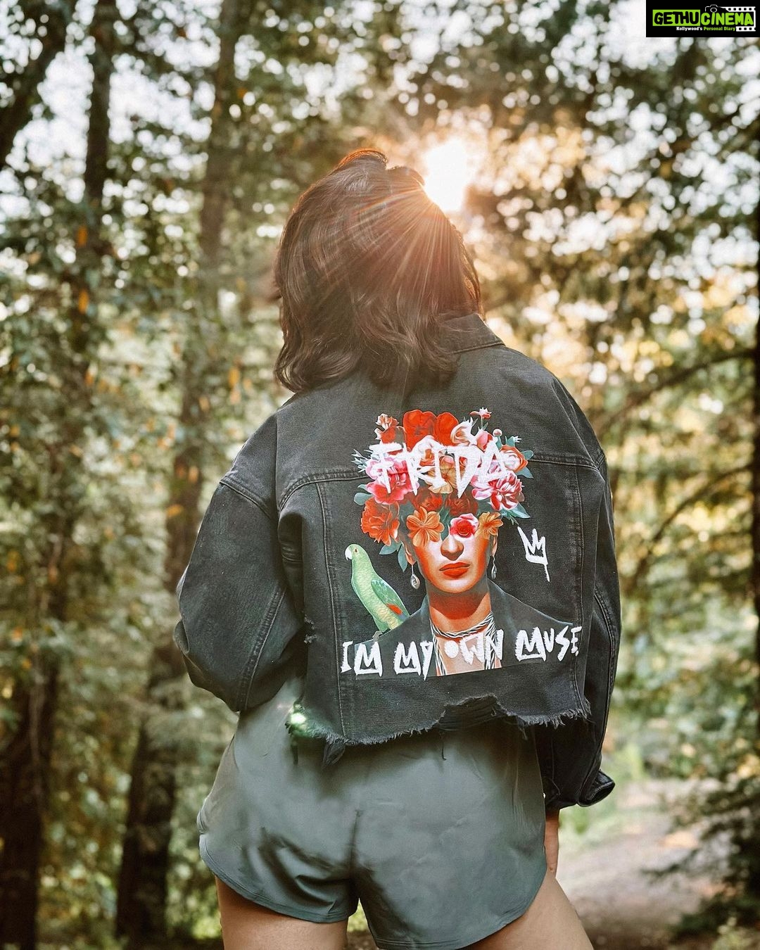 Samantha Instagram - "I am my own muse. I am the subject I know best. The subject I want to know better." Frida Kahlo Big Sur, California