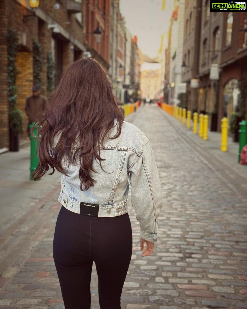 Samantha Instagram - Just…