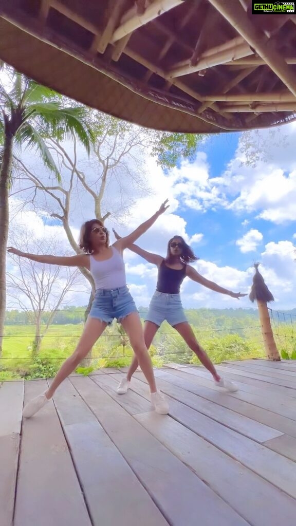 Samantha Instagram - Girls trip 100/100♥️ @anushaswamy Bambu Indah