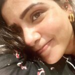 Samantha Instagram - Function forward… Control what we can!! Guess it’s time for newer and easier resolutions.. ones that are kinder and gentler on ourselves. God bless 🫶🏻 Happy 2023!!