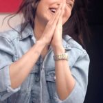Samantha Instagram - Thrilled to take you behind the scenes of the SS’23 Watches campaign shoot for @tommyhilfiger!! It was such a fun time on set, bringing the summer style vibes to life. Have you checked out my favorite timepieces from this collection yet? #TommyHilfigerWatches