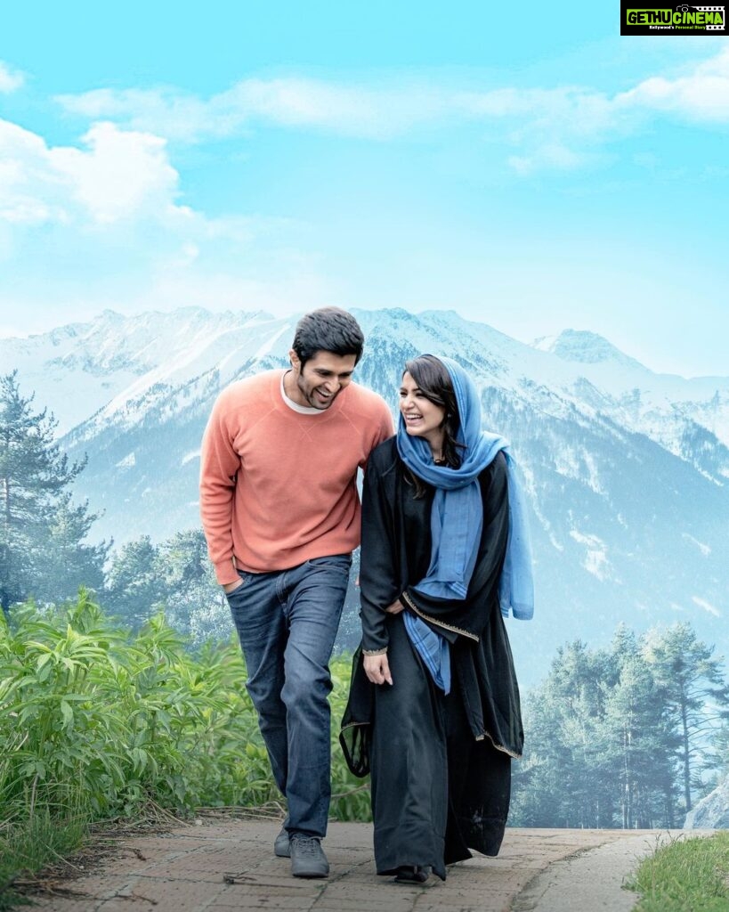 Samantha Instagram - #NaRojaaNuvve 🫶🏻 #Kushi #OutNow @heshamabdulwahab @thedeverakonda @shivanirvana621 @mythriofficial