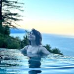 Samantha Instagram - "I am my own muse. I am the subject I know best. The subject I want to know better." Frida Kahlo Big Sur, California