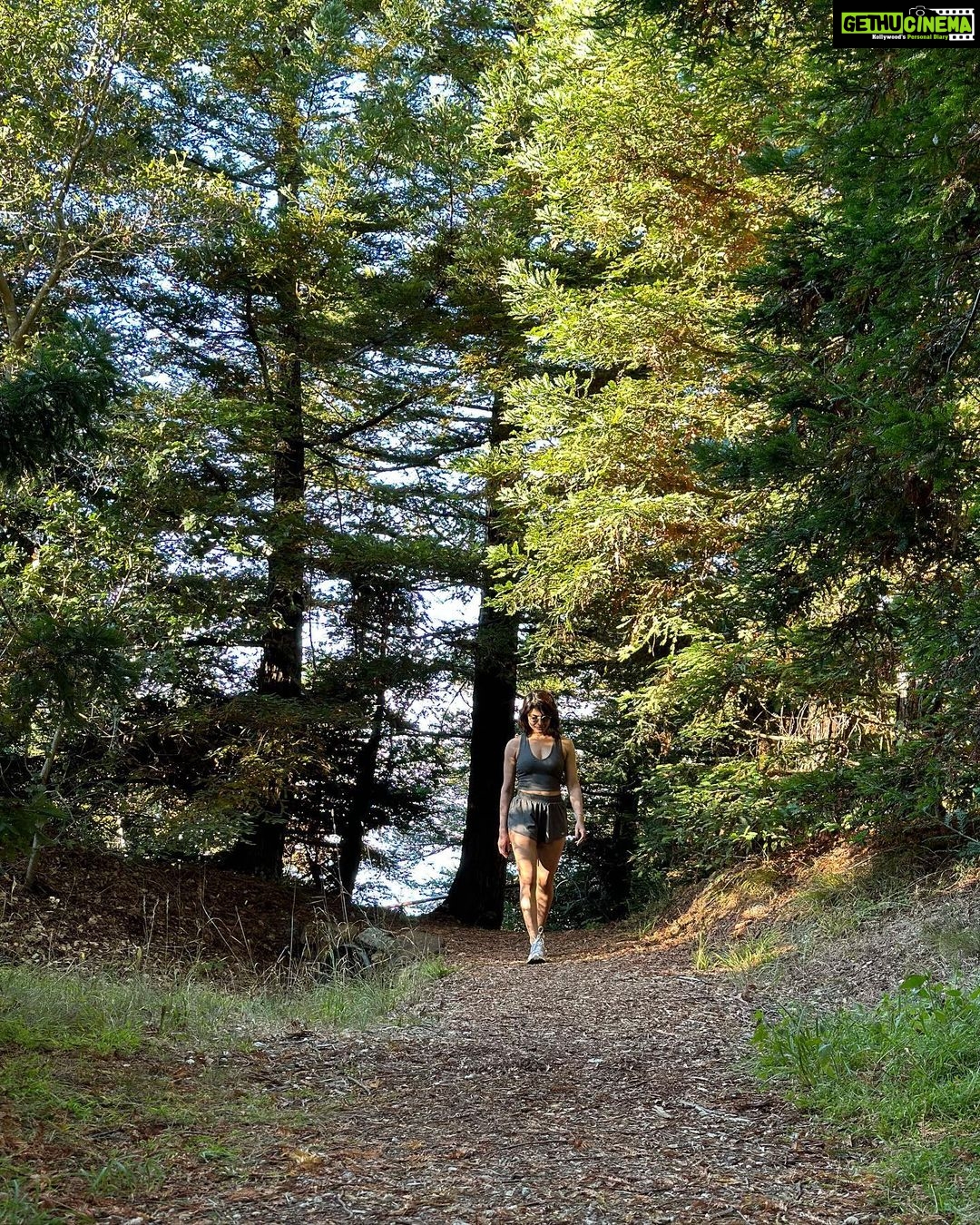 Samantha Instagram - "I am my own muse. I am the subject I know best. The subject I want to know better." Frida Kahlo Big Sur, California