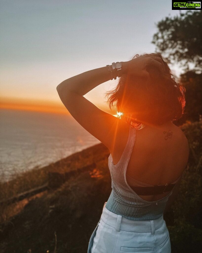 Samantha Instagram - Nothing else matters🤍 Big Sur, California