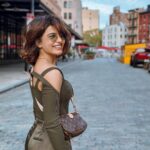 Samantha Instagram - “All life on Earth is related. Your hand resembles a bat's wing. Your cells have the same structure as the cells of a pineapple. Segments of your DNA match a mushroom's genetic code. Why? Because you share ancestors with every living thing on Earth. Some relationships are closer, some more distant. But we are all part of the same family tree.” Natural History Museum, NYC