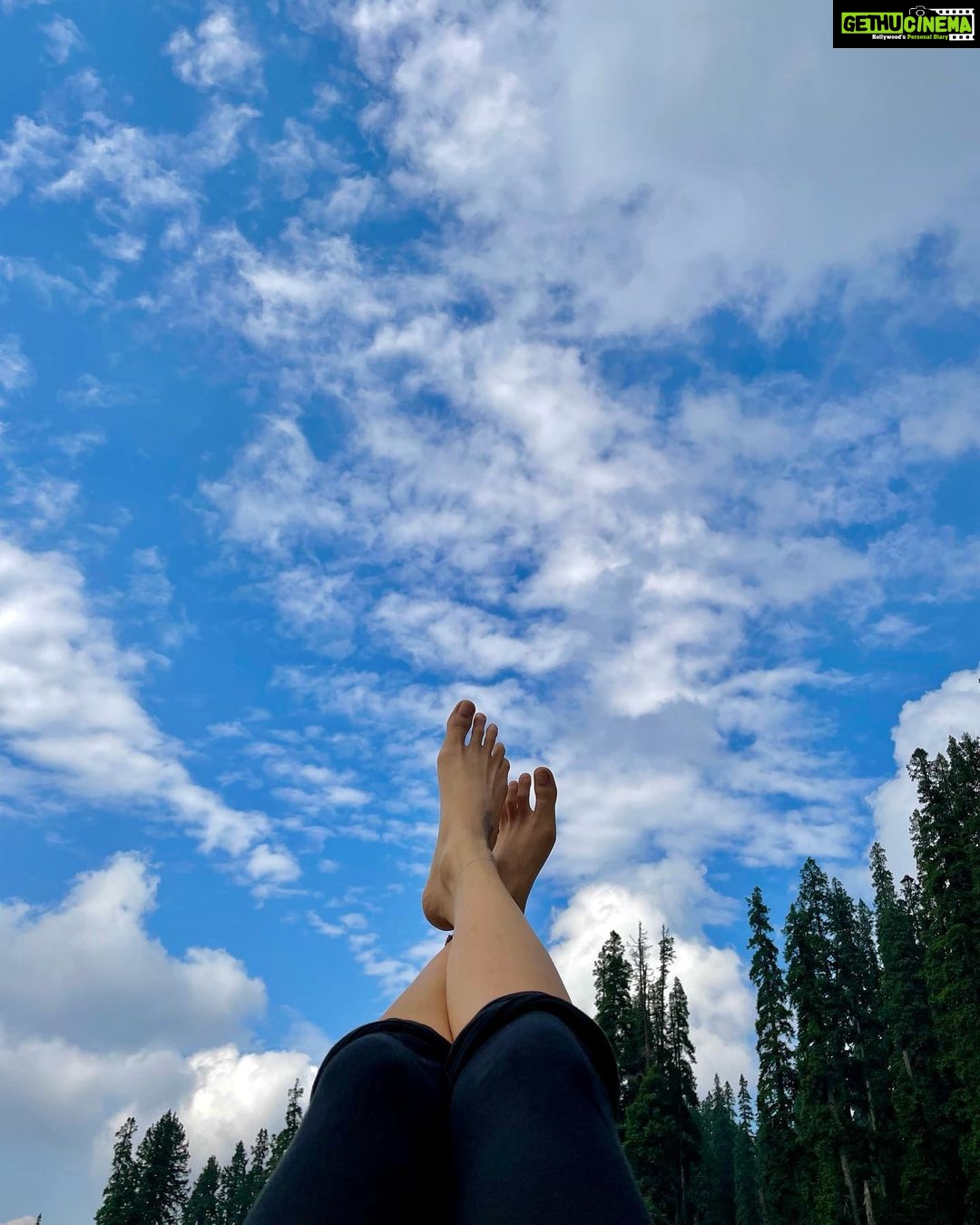 Samara Tijori Instagram - Kashmir Photo dump pt2 🌿