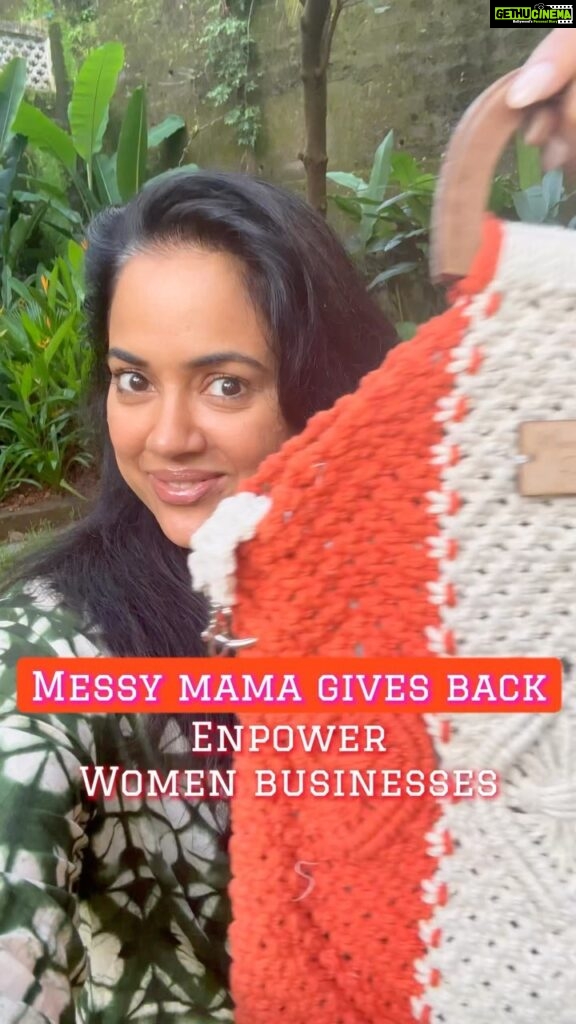 Sameera Reddy Instagram - Empower women businesses🚀Together #messymamagivesback with @diydayalishka @bohoinme Jyoti collaborates with craftsmen & artisans to make bohemian home decor like curtain ties frames key chains etc🌸 @natural_colours_collective Nandhitha & Harshitha sell natural handmade watercolors from soil & plants offering non-toxic paint-making workshops for various surfaces🌸 @_with.love._ Sandhya a mother-daughter duo, crafts handmade special gifts, shipping all over India🌸 @kreatiobykhushalishah Khushali began as a handmade gift shop, now an art blog offering teaching, commissions & exploring various art forms🌸 @niran.gal Parthiv Sundhar makes anything in crochet like saree tassels ,dolls, tops, frocks etc🌸 @kalai.nayam Kripa makes amazing personalised string art🌸 @art.attica Shwetha hosts workshops for parties & crafts home decor products🌸 @peekadocrayons Anvita makes 100% toxic free crayons that foster creativity & improve motor skills in kids🌸 @the.art.hope_illustrations Lipika is an architect turned freelance illustrator making wedding invites, portraits & animations🌸 @thestorytellerart Sadhna handprints clothes while telling your story converting your outfit into timeless pieces of wearable art🌸 @nandus_artistry Nandhini is an artist who makes all kinds of paintings & takes online classes too🌸 @karigarkabasta Anshu started her journey with arts & crafts as a passion & turned it into a profession🌸 @giftswagbyjane Naimisha makes customised & personalised gifts🌸 @creatologyyartstudio Dr Shivani is a physiotherapist turned sculpture & decoupage artist🌸 @arulmalar_kva Arul Malar is a self taught artist who was passionate about painting since her childhood🌸 @my.artz_stories Priya’s autoimmune disease changed her life & she found peace with her art🌸 @craftstarbychetry Piya has a home grown brand making products out of authentic macrame & jute threads🌸 @macramebyrushna makes lovely handmade madame products like sling bags, tote bags, swings, keychains etc🌸 @m_f_a__world Farhana sells baby crochet products, newborn gift hampers, beanie, frocks, rompers and home decor, bags etc🌸