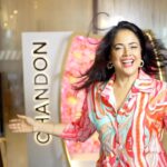 Sameera Reddy Instagram - Contest Alert🚨Sunday brunches with my girl gang became so special with @chandonindia 🥂 ! This was an afternoon well spent and we made memories we will cherish. I’d love for you to indulge into a fun brunch with your family or friends as well! Enter our contest for a chance to experience the ultimate #ChandonBrunch! Rules - In the comment section, tag your best friends and share the your most treasured memory over food and drinks with them. All entries must follow me and @chandonindia Contest is applicable to Goa residents only 💃🏻 Drink Chandon responsibly Location @w_goa @prajeetadave @deeptiarora02 @gayatri_kerkar27 @greeshmaa19 @indiansamourai #Chandon #BrunchesandBubbles #BrunchwithChandon #Ad W GOA