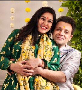 Sameksha Instagram - With gratitude in our hearts, we are thrilled to announce the arrival of our little angel “ADYAH “
It is also another name of “LORD SHIVA”. It means the first and the beginning of everything.
 On this occasion of Maha Shivratri we pray to the almighty to protect everyone against all odds and fill everyone’s life with kindness, purity and love.
And we seek blessings and abundant love for us to step into this new phase in our lives. Our son “Adyah Oswal” is our new happy beginning, our charm and our third eye.  #omnamahshivaya #happymahashivratri #babyboy #blessed  #newbeginning  @itsshaeloswal thanks for creating this miracle together 🤗