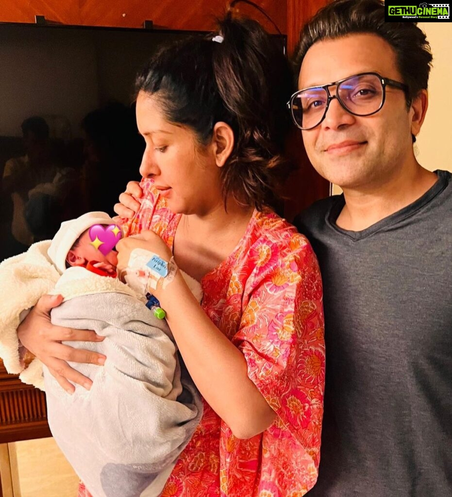 Sameksha Instagram - With gratitude in our hearts, we are thrilled to announce the arrival of our little angel “ADYAH “ It is also another name of “LORD SHIVA”. It means the first and the beginning of everything. On this occasion of Maha Shivratri we pray to the almighty to protect everyone against all odds and fill everyone’s life with kindness, purity and love. And we seek blessings and abundant love for us to step into this new phase in our lives. Our son “Adyah Oswal” is our new happy beginning, our charm and our third eye. #omnamahshivaya #happymahashivratri #babyboy #blessed #newbeginning @itsshaeloswal thanks for creating this miracle together 🤗