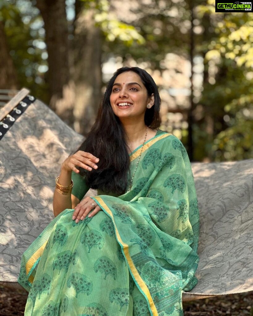 Samvrutha Sunil Instagram - Happy Onam!!! 🌸 Charlotte, North Carolina