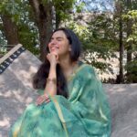 Samvrutha Sunil Instagram - The happiness to be in a saree!🤍 📸 Aki Charlotte, North Carolina