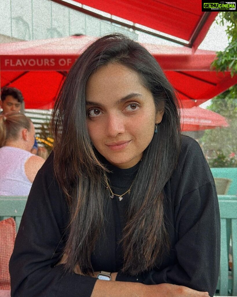 Samvrutha Sunil Instagram - #withfilter😬 London, United Kingdom