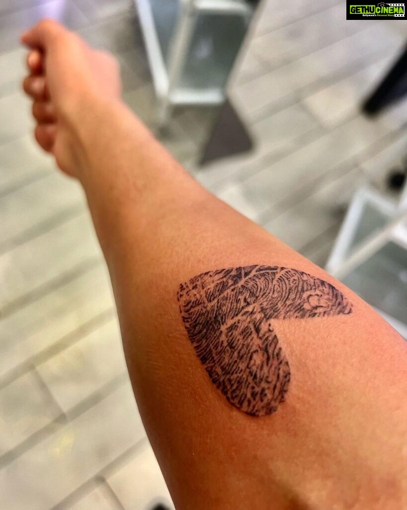 Samyuktha Hegde Instagram - Amma ❤️ Waited 10 whole years to get a tattoo!!! I wanted a tattoo since 8th grade but never was able to make up my mind. First I wasn’t sure if I want to put a mark on my body forever and then I was scared of the pain. But for this mark, forever is no problem❤️❤️❤️ Couldn’t have asked for a better first tattoo!!! #myfirsttattoo