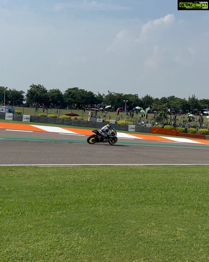 Samyuktha Hegde Instagram - Moto GP India 2023🏍️🏁 Met some cool people, got to see the race, the pit, the riders from soo up close, what an exciting weekend this was #motogpindia #motogp Buddh International Circuit