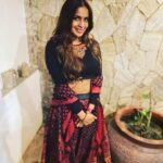 Samyuktha Shanmughanathan Instagram - Happpppy happy Diwali 🪔 wishing you laughter and fun to cheer your days this festive season ♥️ Outfit deets : @ri_ritukumar