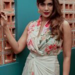 Samyuktha Shanmughanathan Instagram - Love your haters .. they are your biggest fans 🤗