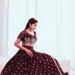 Samyuktha Shanmughanathan Instagram – Hello there 👋🏻 

Outfit – @manamchennai 
Shot by -@imthefashionfellow 
Makeup – @makeoverbyroshini 
Hair- @sweh_artistry 
Jewelry – @made_for_hers