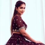 Samyuktha Shanmughanathan Instagram – Hello there 👋🏻 

Outfit – @manamchennai 
Shot by -@imthefashionfellow 
Makeup – @makeoverbyroshini 
Hair- @sweh_artistry 
Jewelry – @made_for_hers