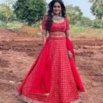 Samyuktha Shanmughanathan Instagram - Red alert! 🚨Do more of what makes you happy ♥️ ,, and just like that we are at the last week of January..😱time is flying know Outfit : @annamstudio Jewelry : @aaranyarentaljewellery