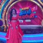 Samyuktha Shanmughanathan Instagram - Red alert! 🚨Do more of what makes you happy ♥️ ,, and just like that we are at the last week of January..😱time is flying know Outfit : @annamstudio Jewelry : @aaranyarentaljewellery